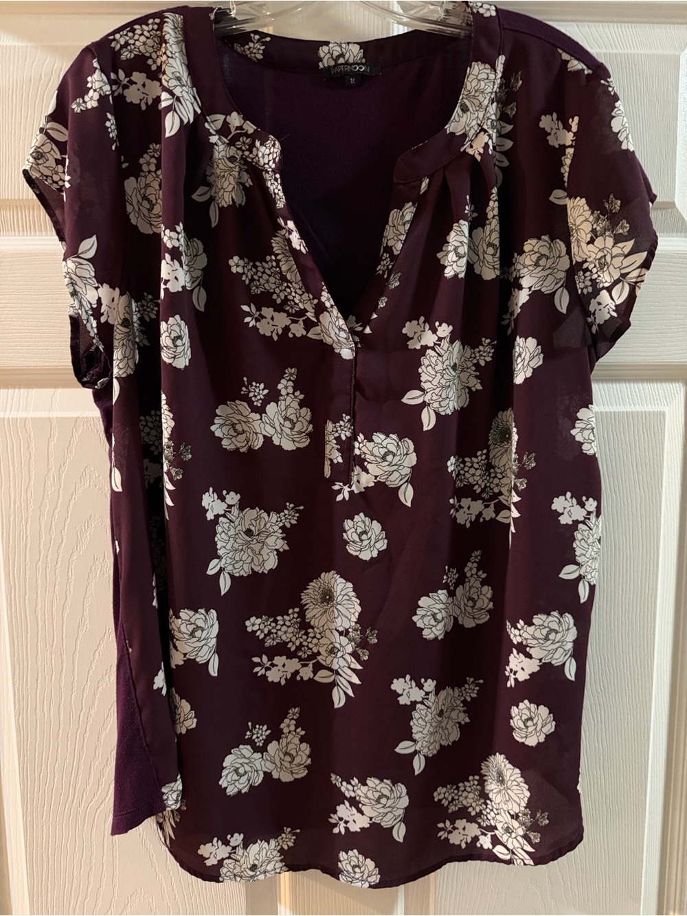 Papermoon Women's Floral Split-Neck Blouse - Plum White Floral